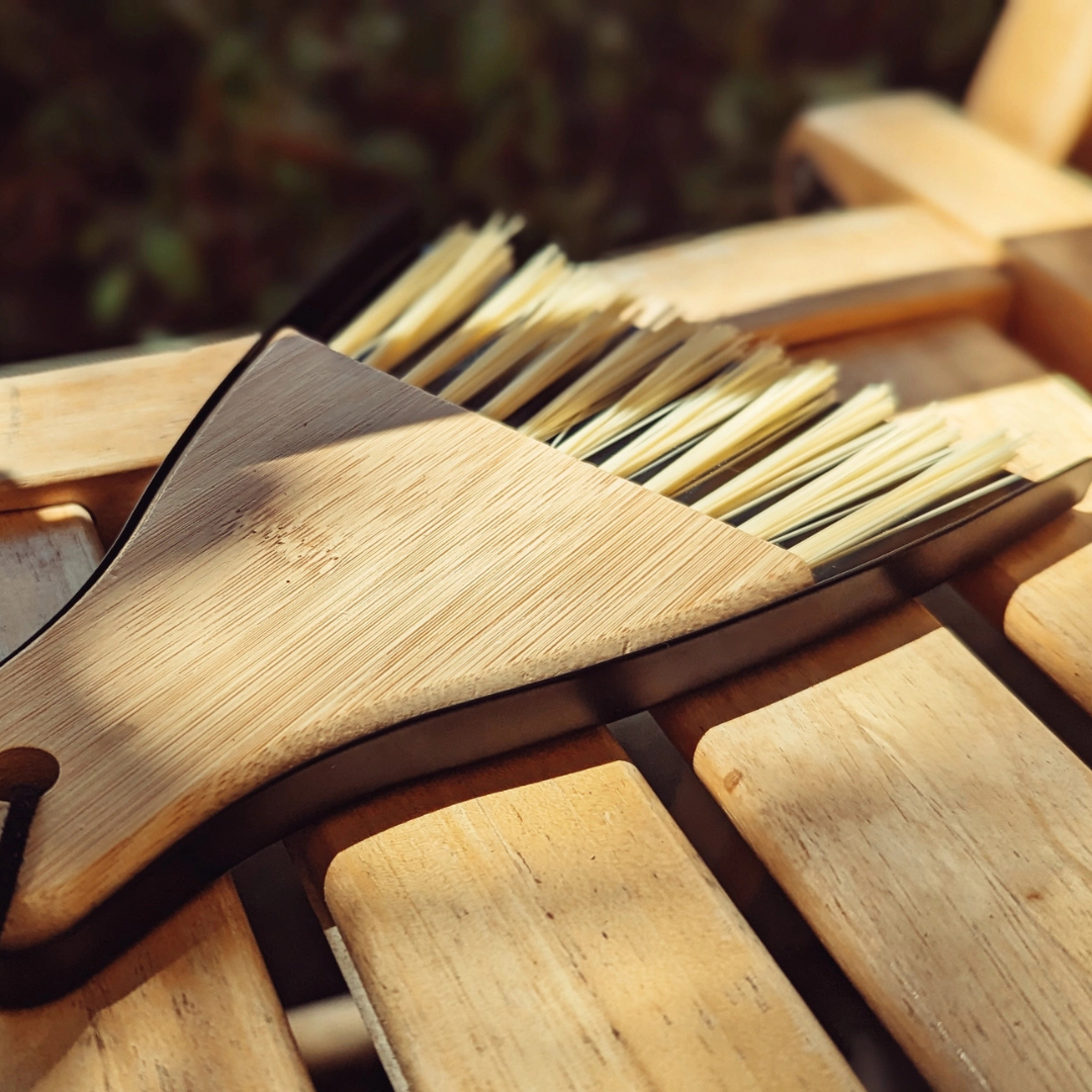 Dust Pan & Bamboo Brush Set