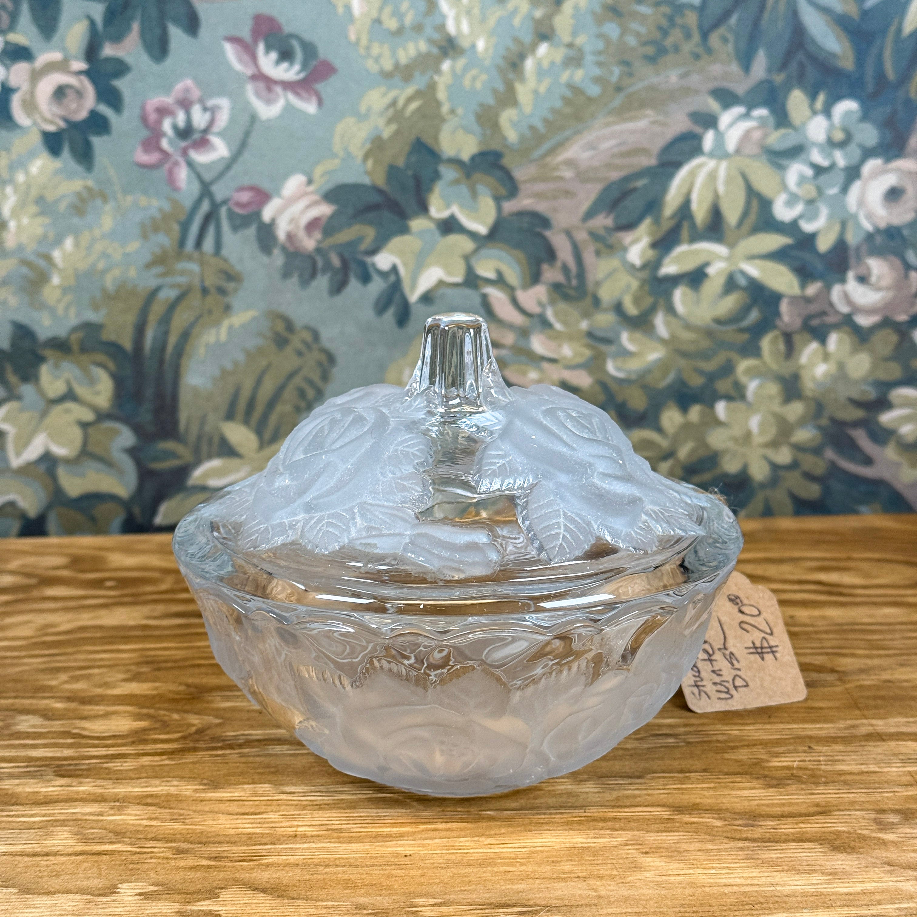 Studio Nova Winter Candy Dish – House 15