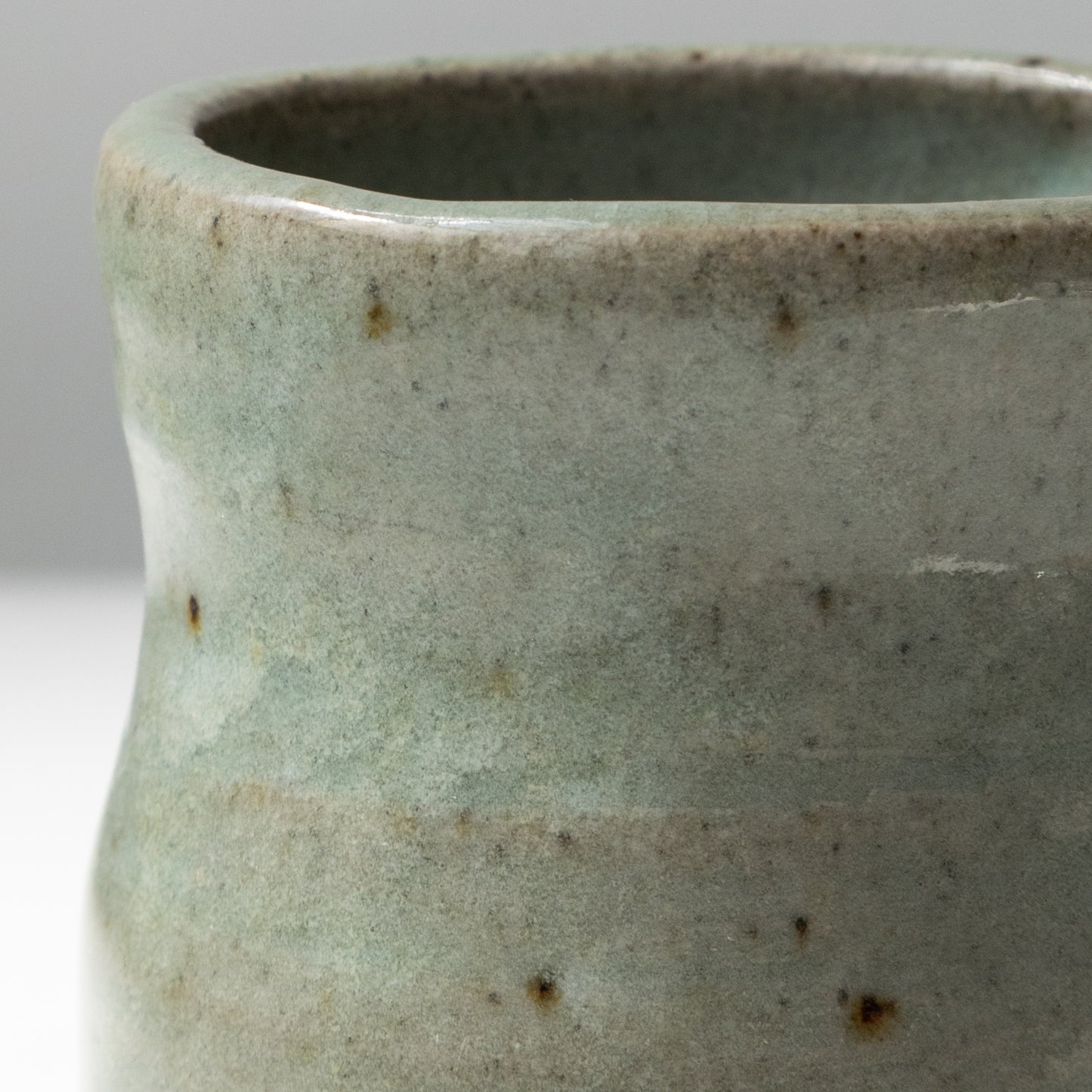 Jade Pottery Utensil Cup