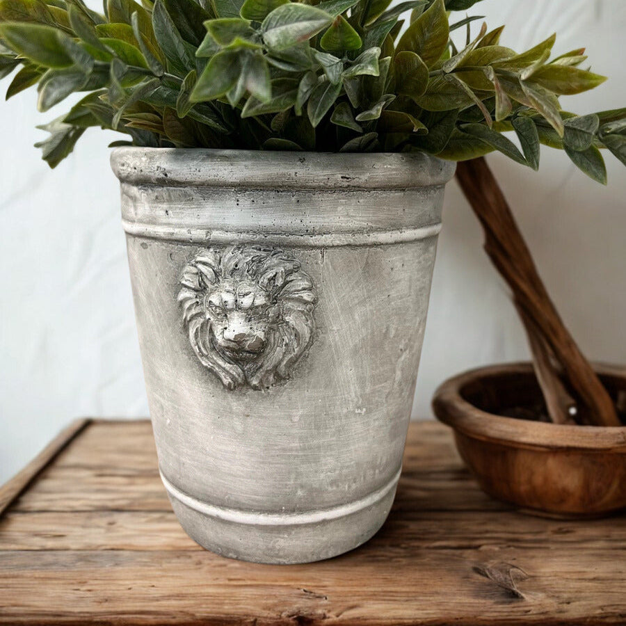Cement Lion Planter