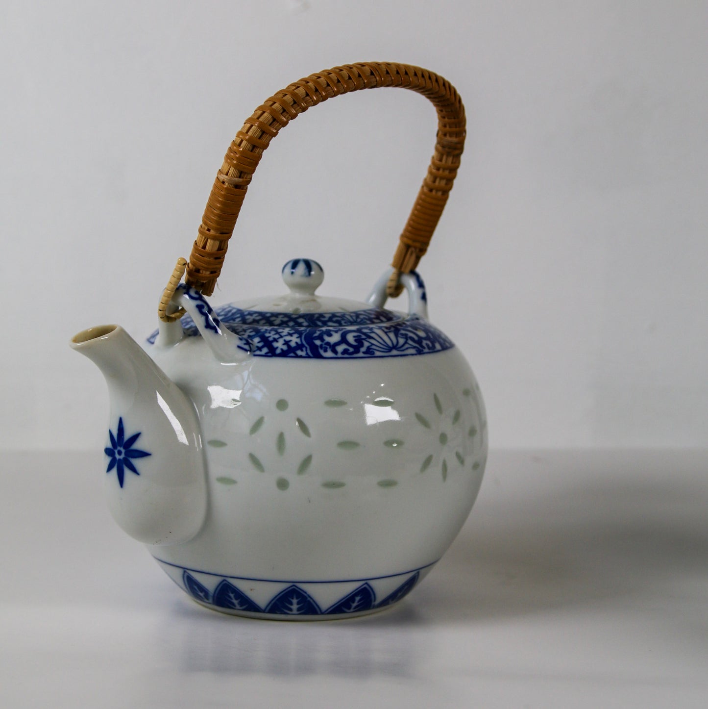 Vintage Chinese Blue & White Rice Grain Porcelain Teapot