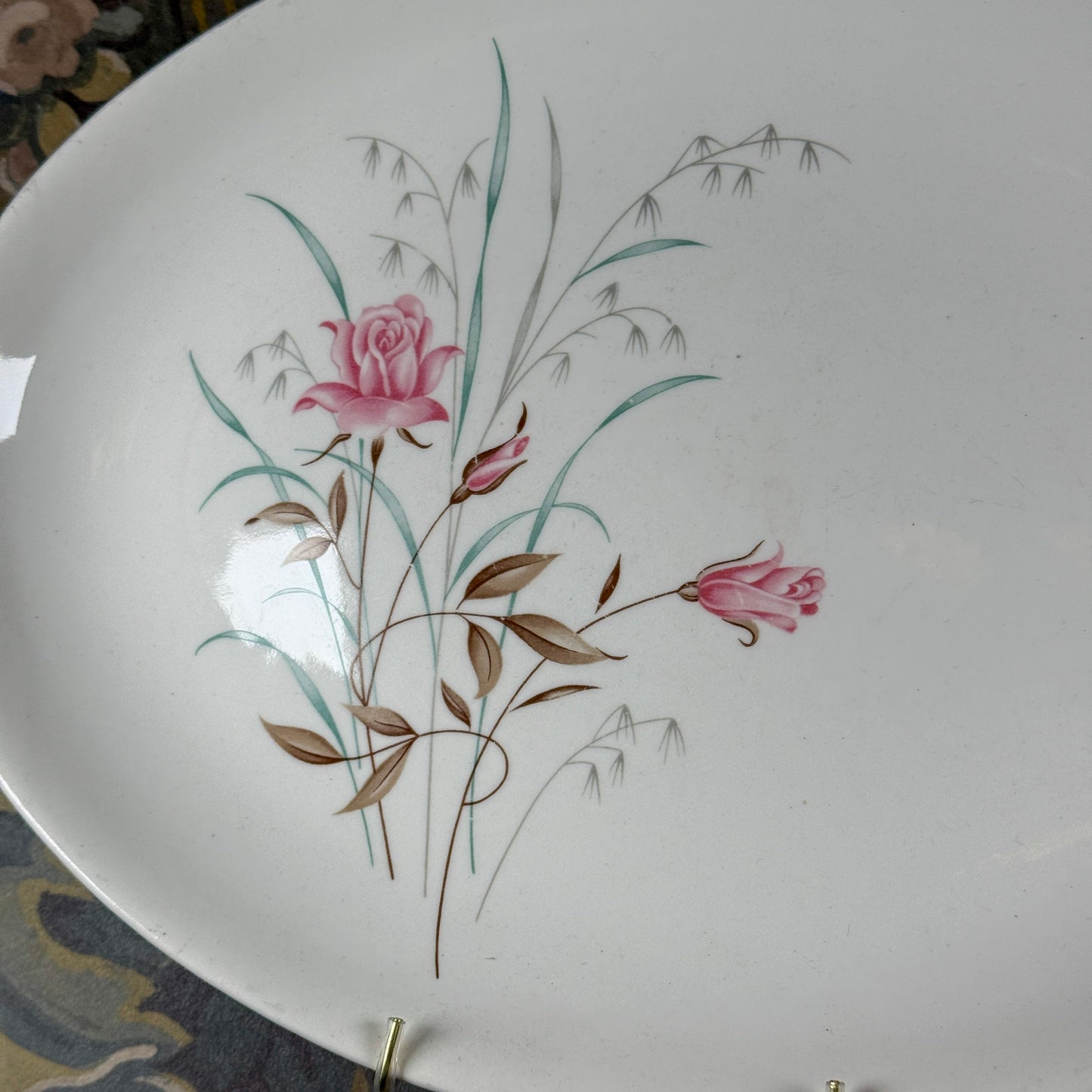Oval Floral Hanging Plate