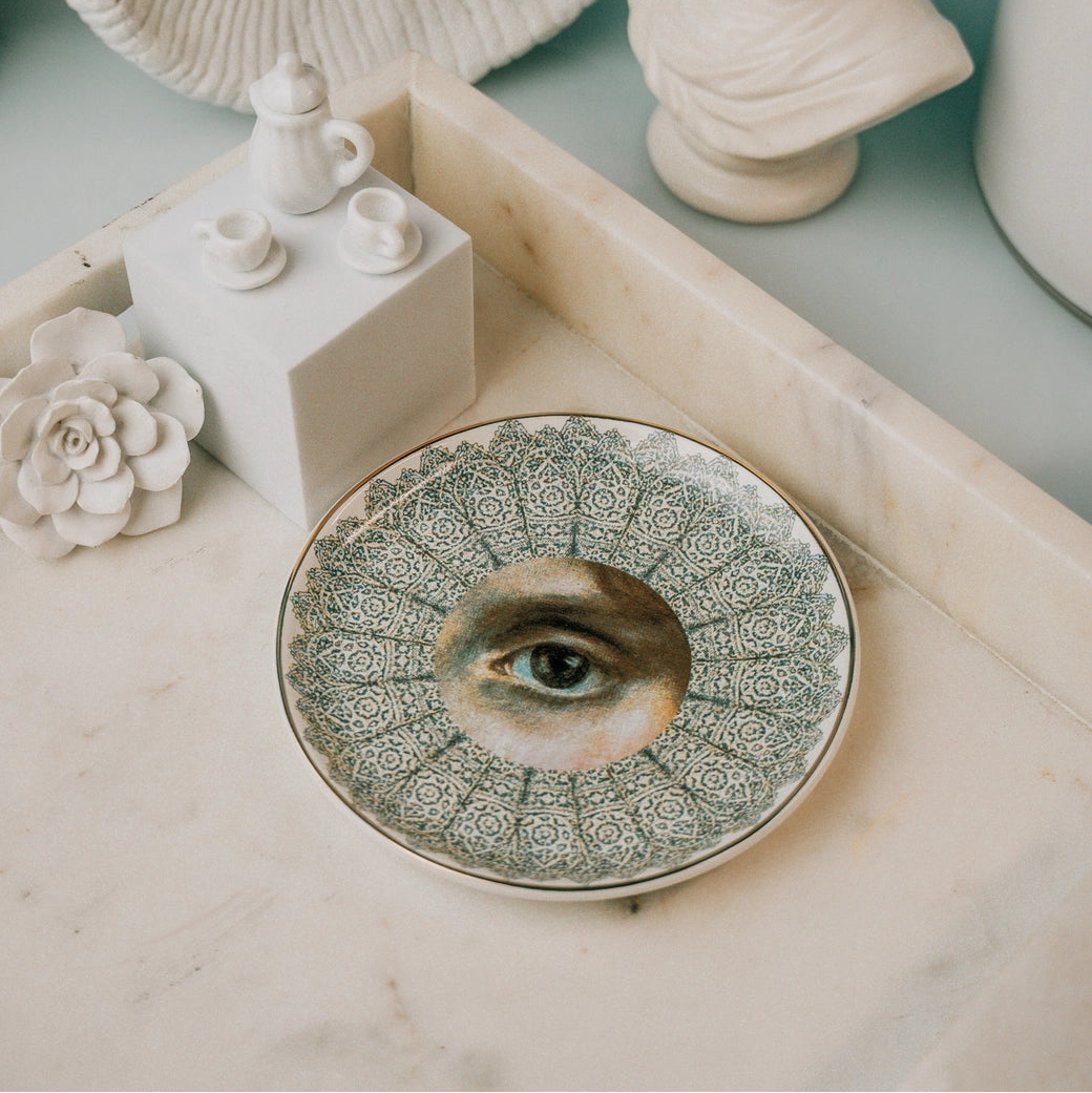Secret Lover Round Ceramic Dish