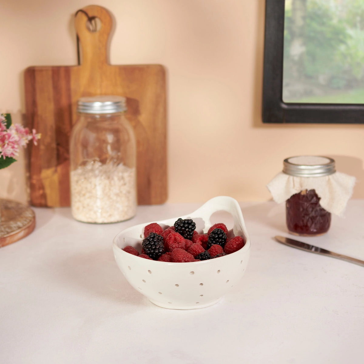 Stoneware Berry Bowl