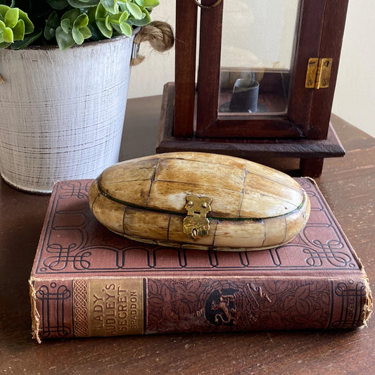 Oval Bone Box
