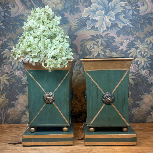 Vintage Tole Planter