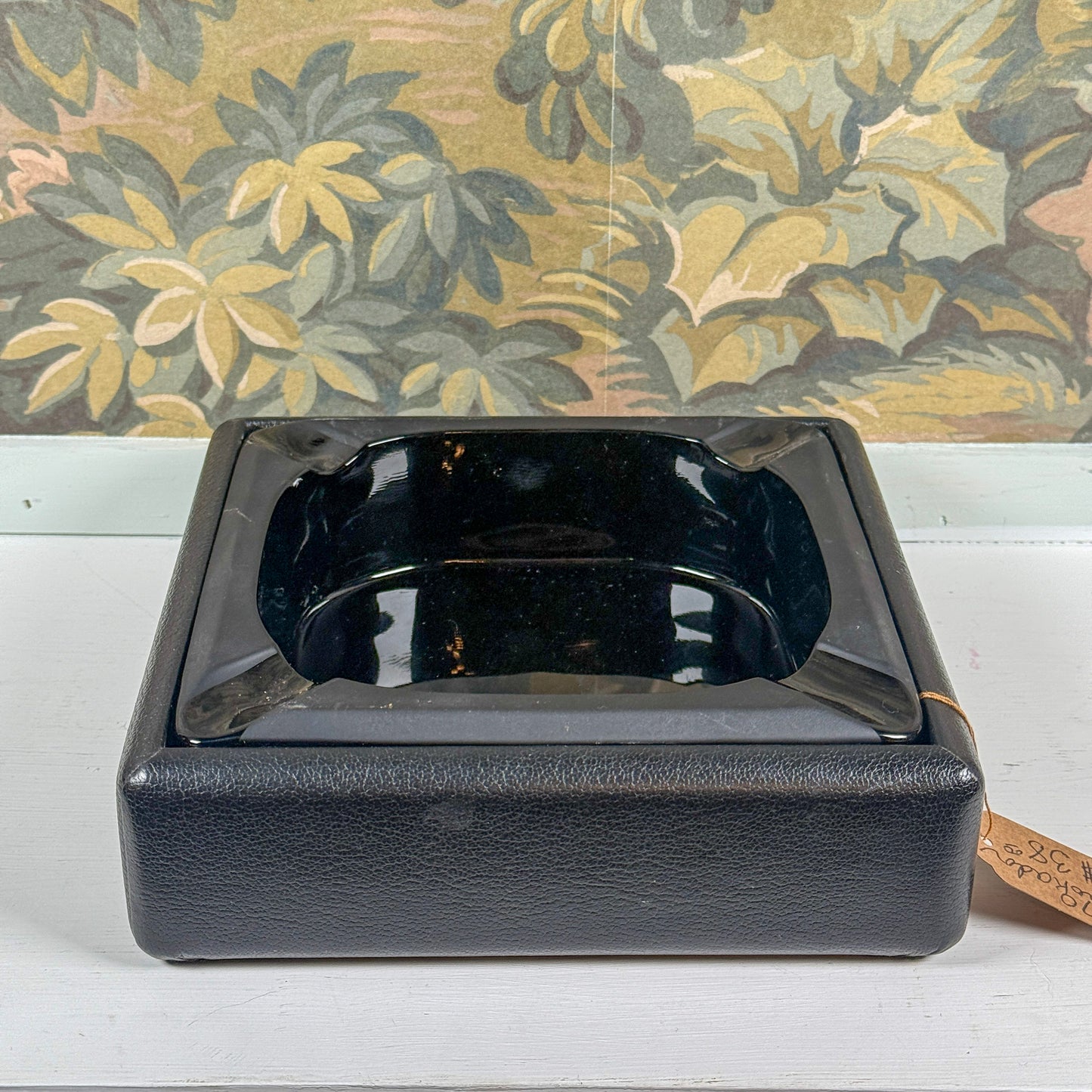 1970s Smokador