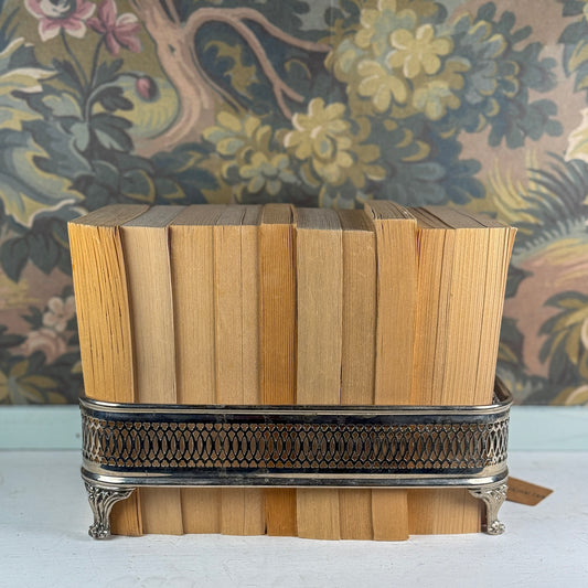 Casserole Holder / Book Holder