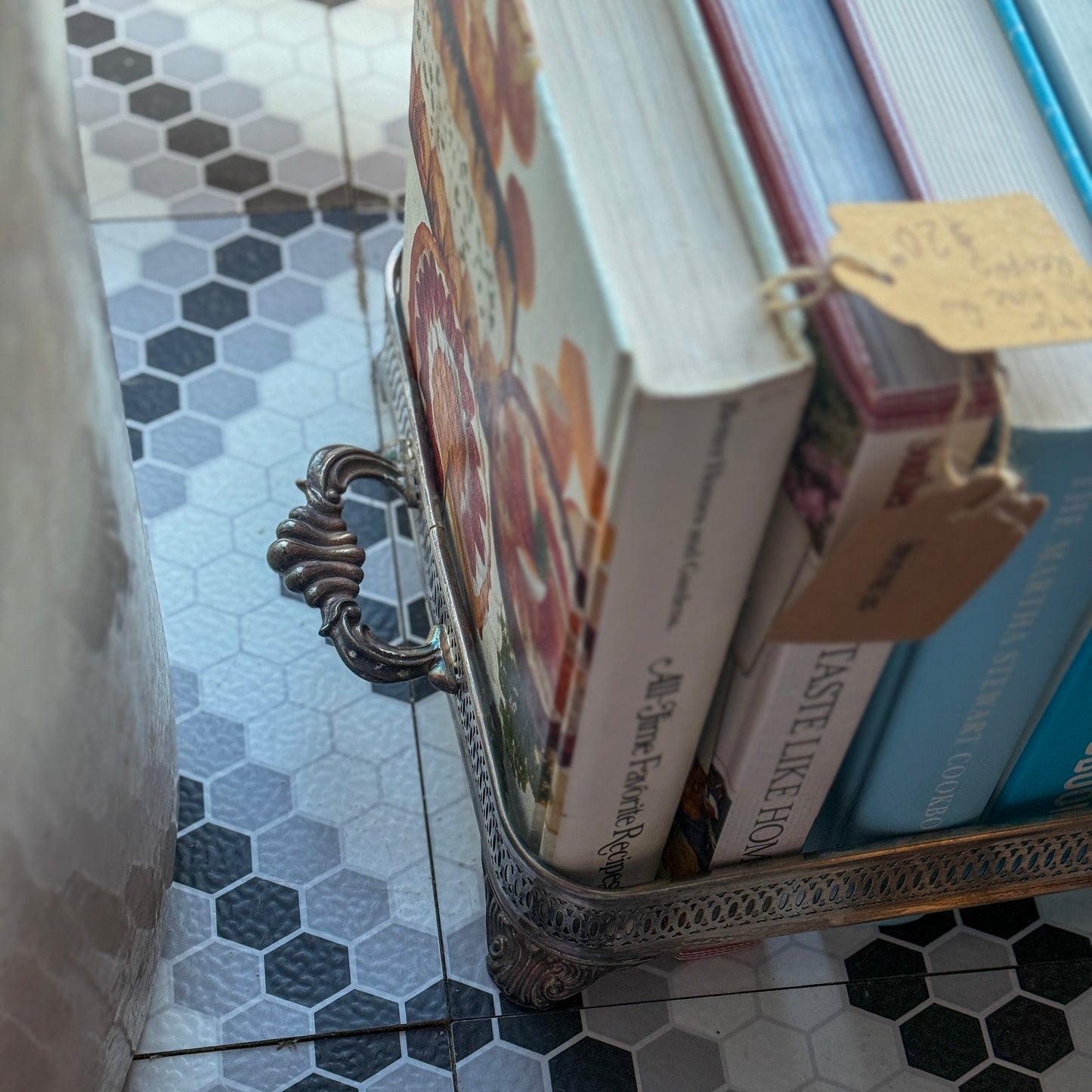 Casserole Holder / Book Holder