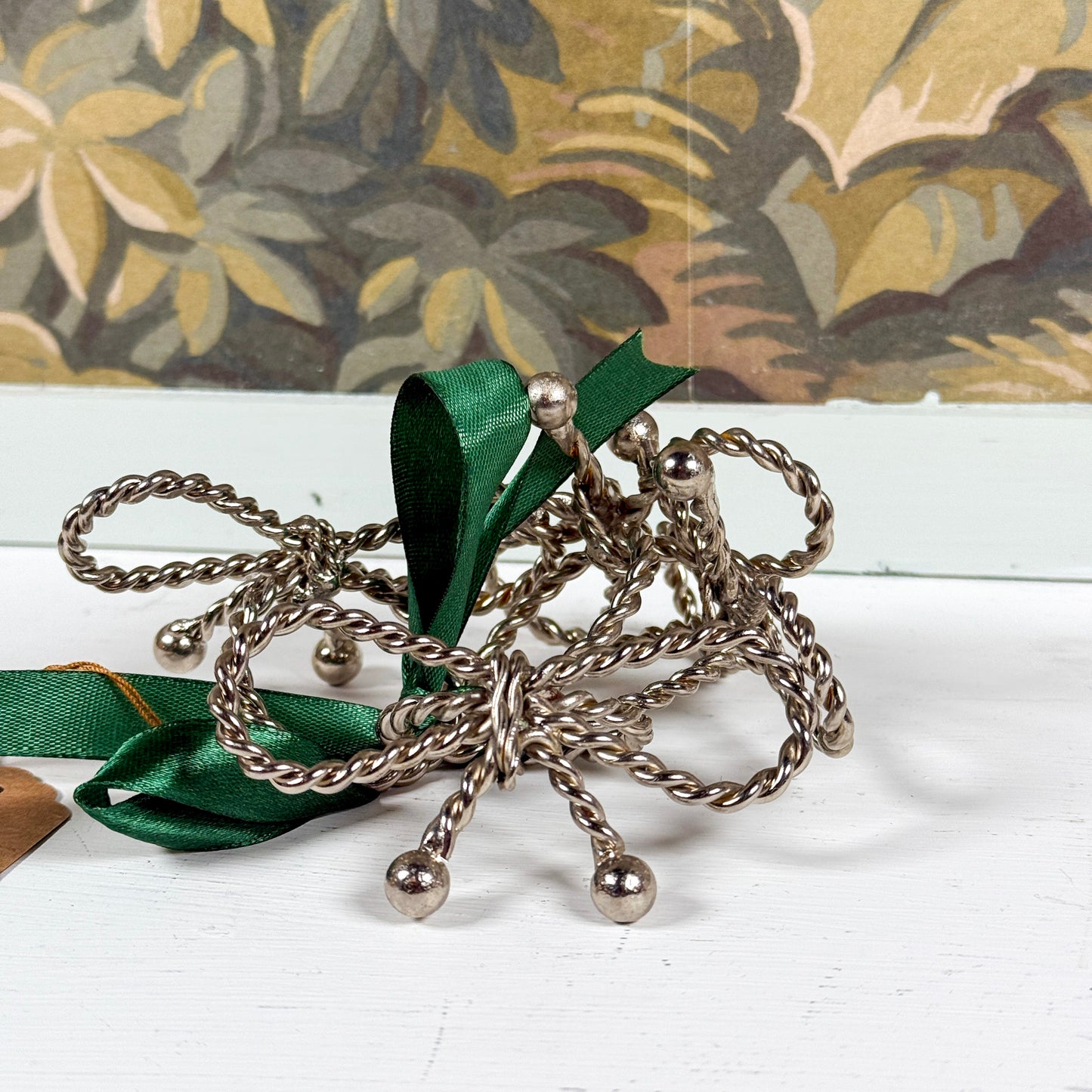 Set of 4 Silver Bow Napkin Rings