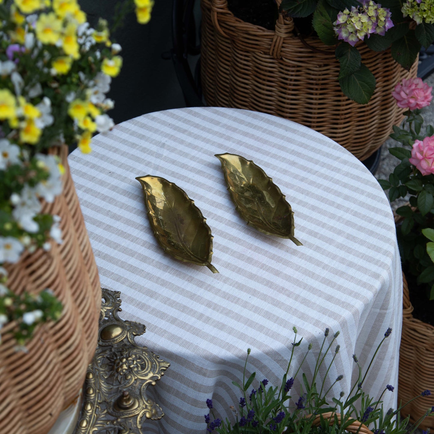 Vintage Brass Tabacco Leaf Dish