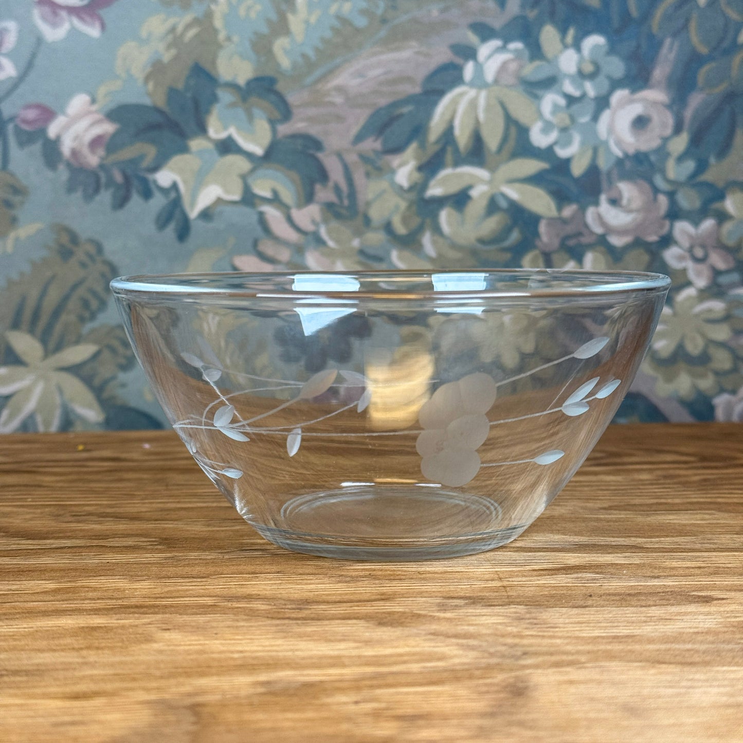 Etched Daisy Glass Bowl