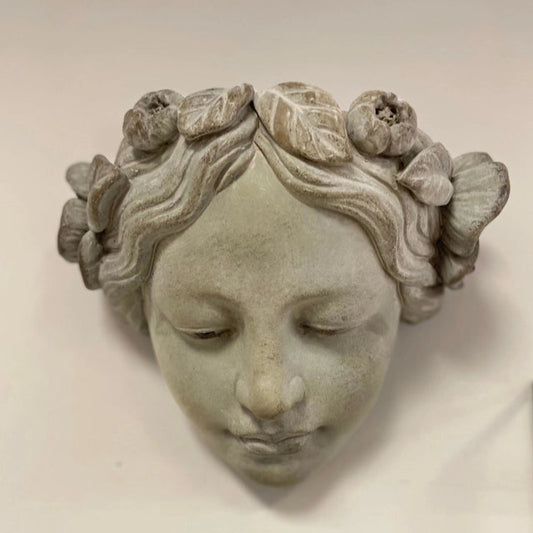Lady Wall Planter