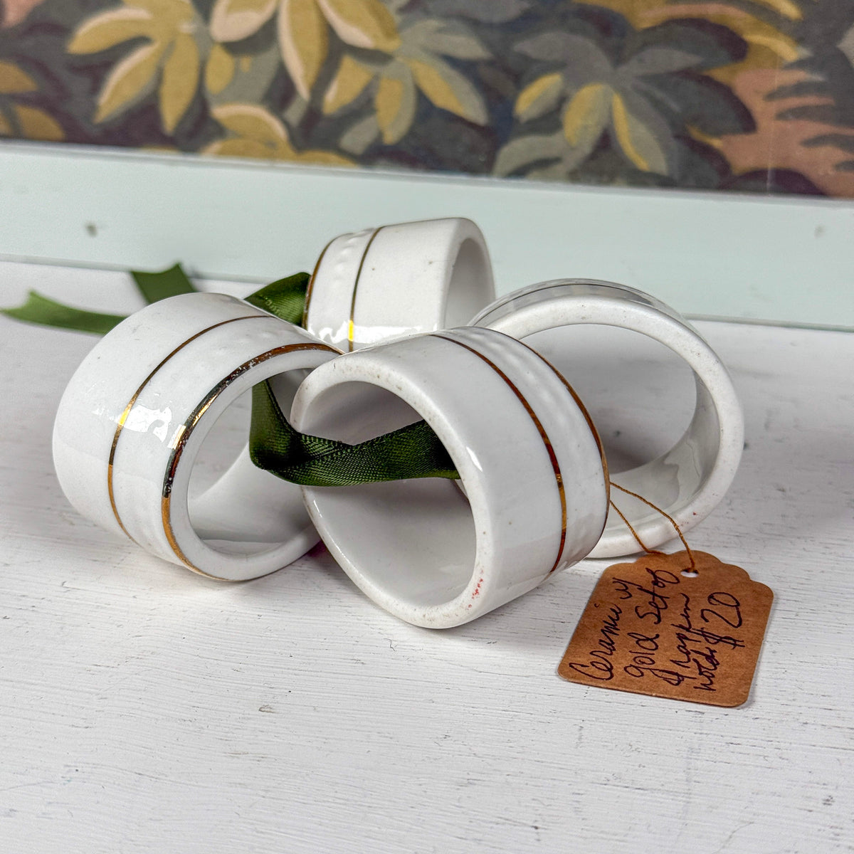 Set of 4 Ceramic with Gold Naplin Holders