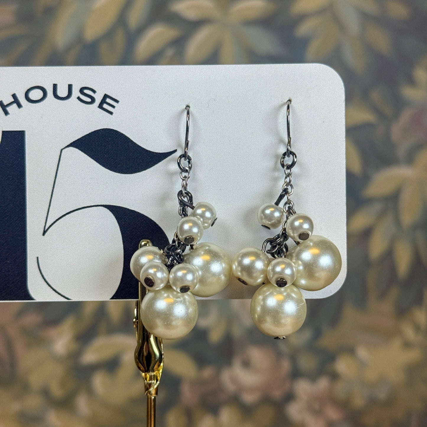 Della Earrings