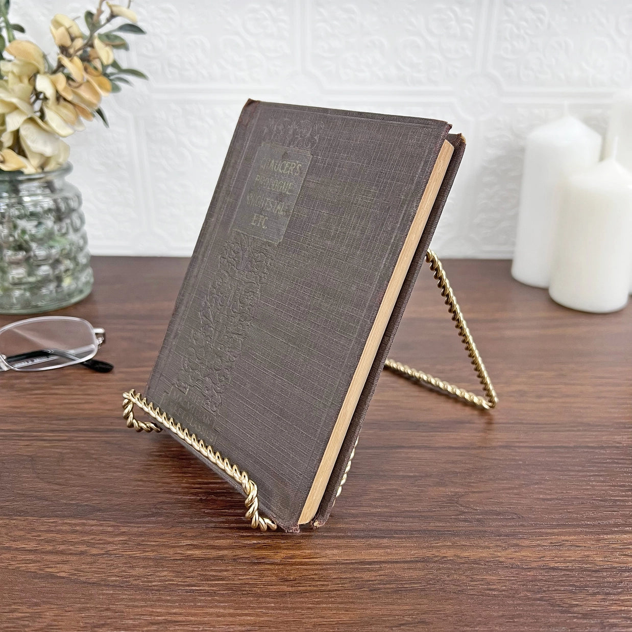 Twisted Wire Easel Stand