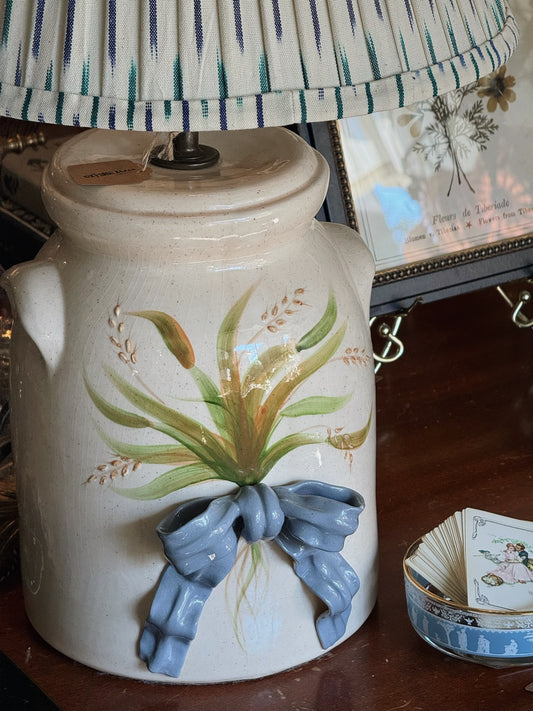 Bow Lamp