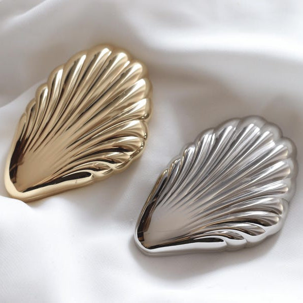 Seashell Compact